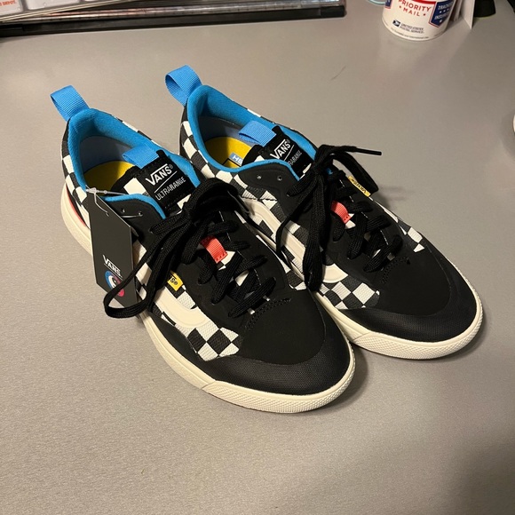 ExoVans. Size 7.5. New without box. Looking to get rid of quickly. - Picture 1 of 6